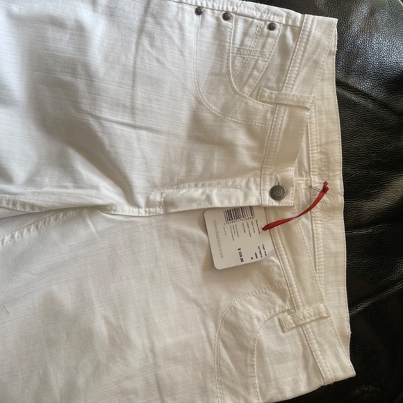 NWT OLSEN EUROPE WHITE CROPPED DENIM PANTS SIZE 4 - Picture 5 of 6
